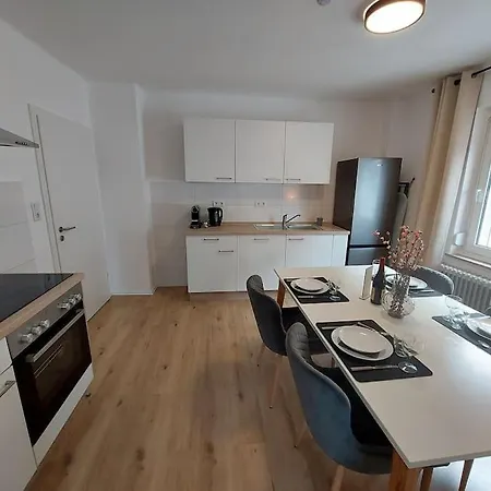 Gemuetliche Familienwohnung Mit Wlan Und Stellplatz Bielefeld Exterior photo