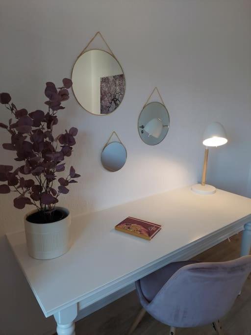 Gemuetliche Familienwohnung Mit Wlan Und Stellplatz Apartment *