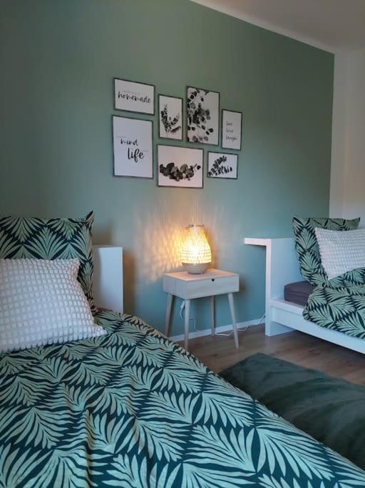 Gemuetliche Familienwohnung Mit Wlan Und Stellplatz * Bielefeld