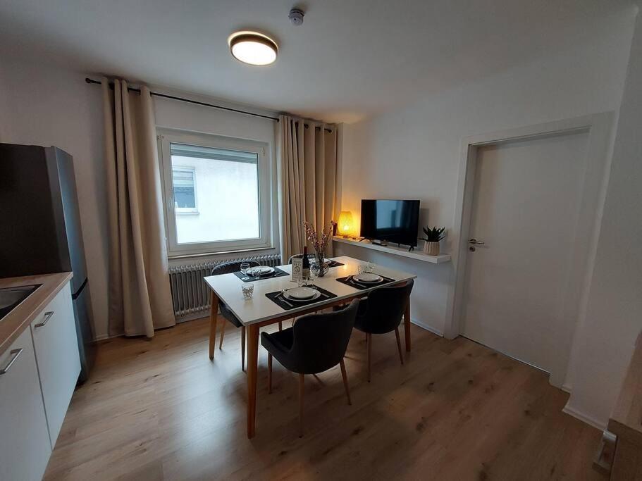 Gemuetliche Familienwohnung Mit Wlan Und Stellplatz Apartment *
