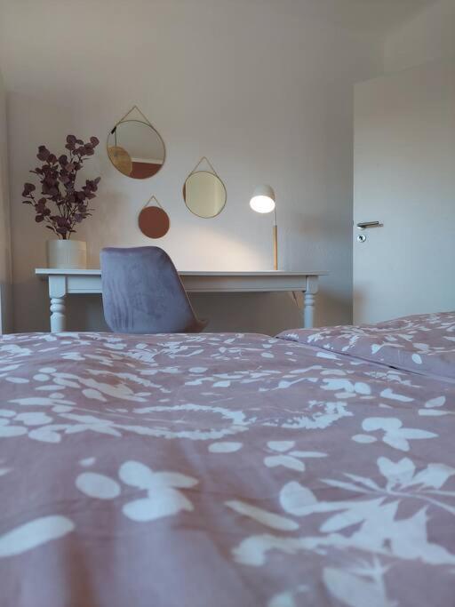 Gemuetliche Familienwohnung Mit Wlan Und Stellplatz * Bielefeld